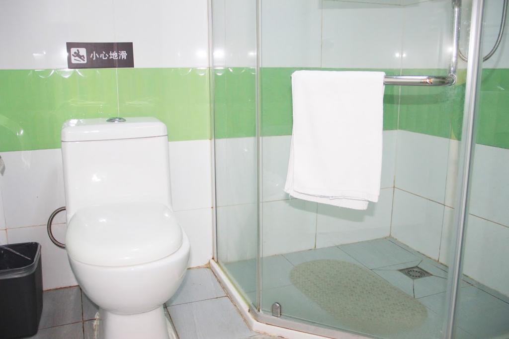 7Days Inn Bazhong Nanchi South Road Phoenix City Exterior photo