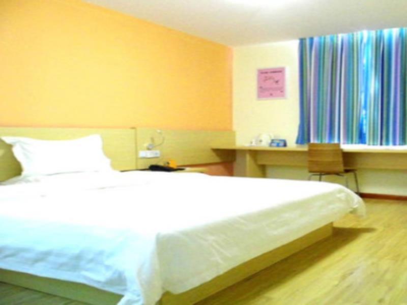 7Days Inn Bazhong Nanchi South Road Phoenix City Exterior photo